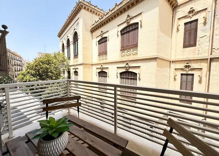 PUSHE Granada Triunfo Art&Culture